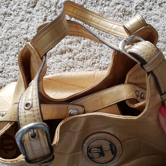 Sag Harbor Goldyellow Large Purse/ - Picture 9 of 12